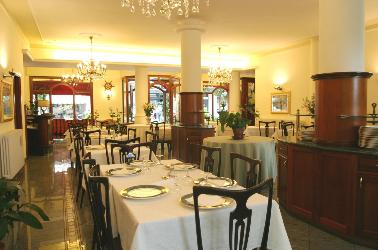 Hotel Pescetto アルベンガ エクステリア 写真